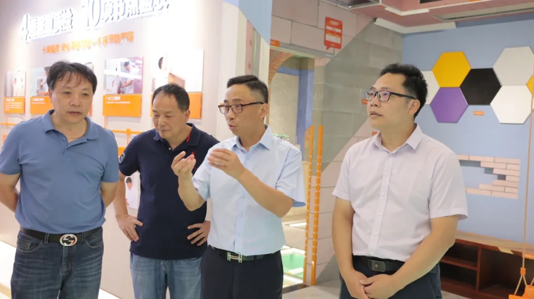 實地走訪銘品展廳，調研企業