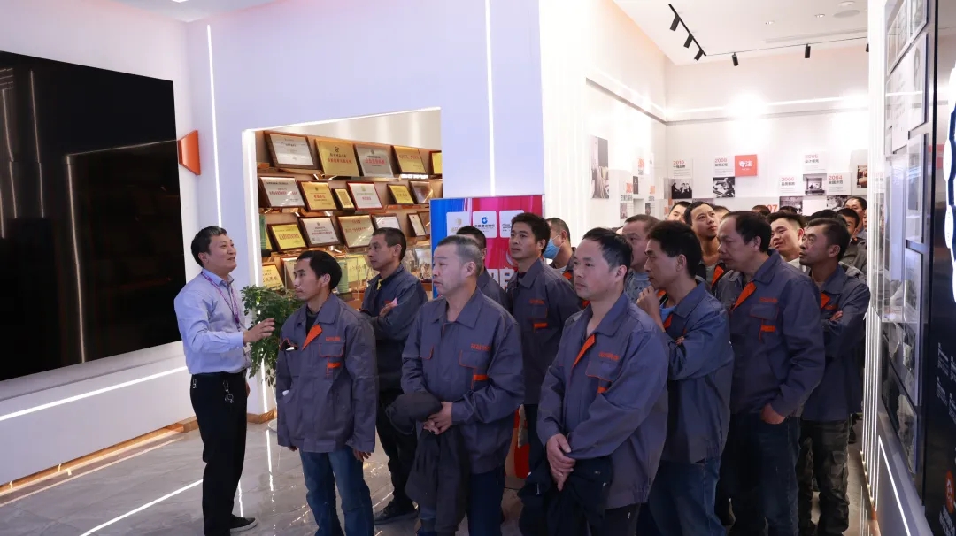銘品裝飾優秀工人表彰
