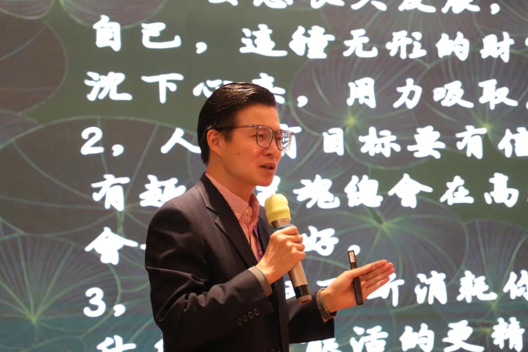 開拓中心總經理舒勇波