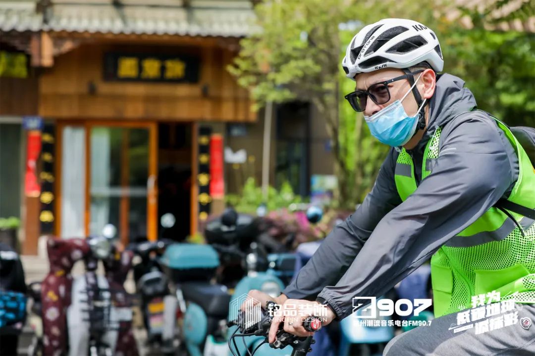 安全第一，友誼第二，比賽第三，參賽選手們有序競賽