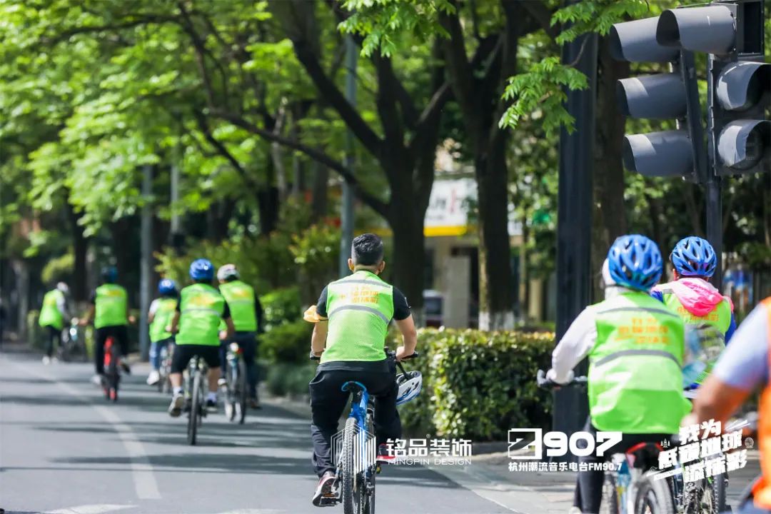 安全第一，友誼第二，比賽第三，參賽選手們有序競賽