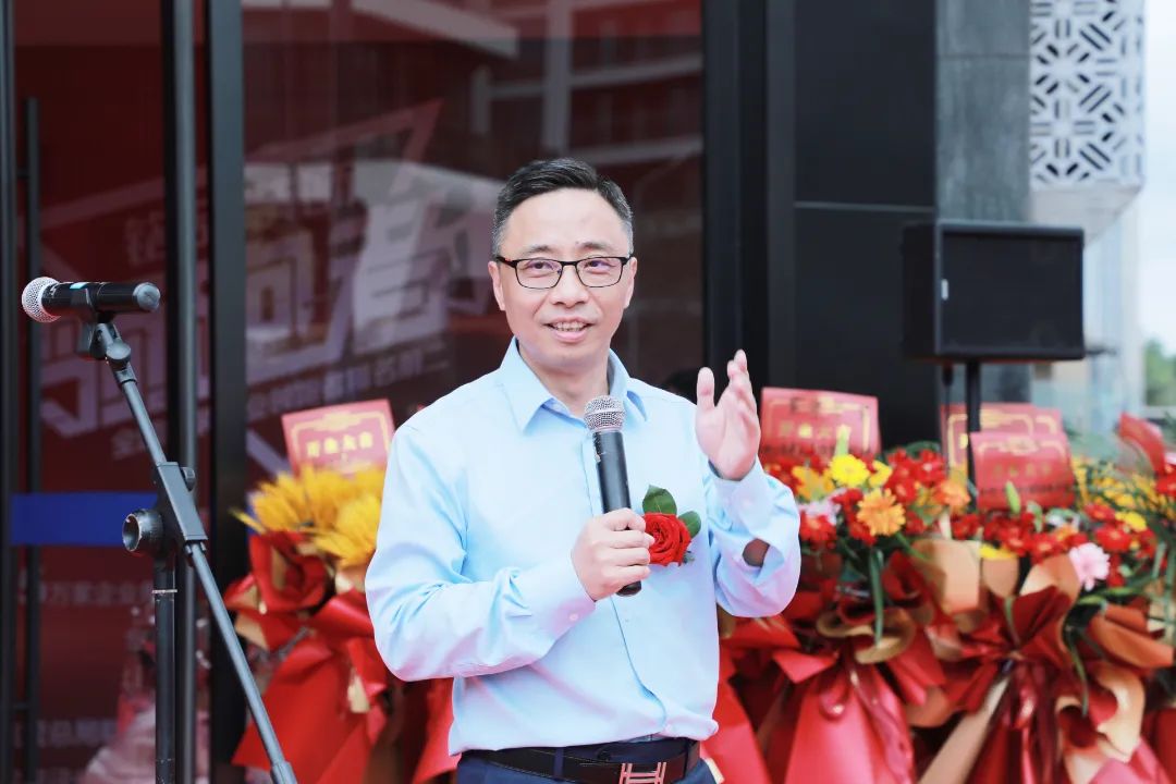 銘品裝飾總裁張一良先生發言致辭