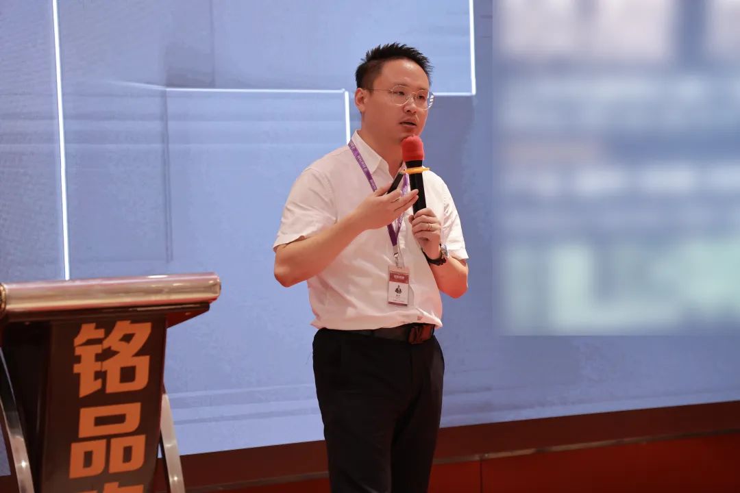 銘品裝飾運營中心總經理魯杰先生